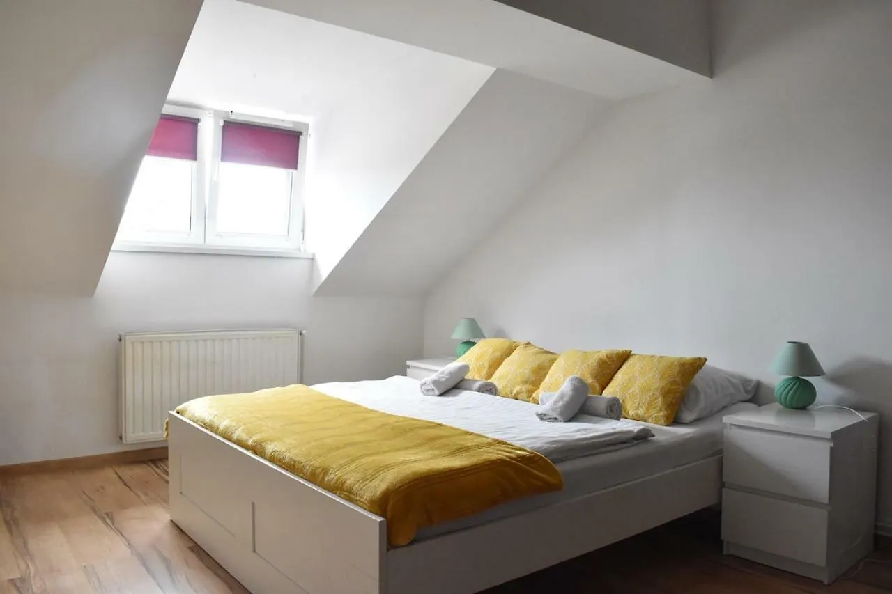 Good Bye Lenin Doubles Exclusive Hostel Krakow 0*,  Poland