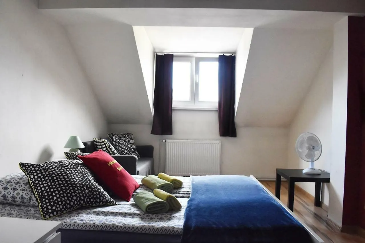 Good Bye Lenin Doubles Exclusive Hostel Kraków 0*,